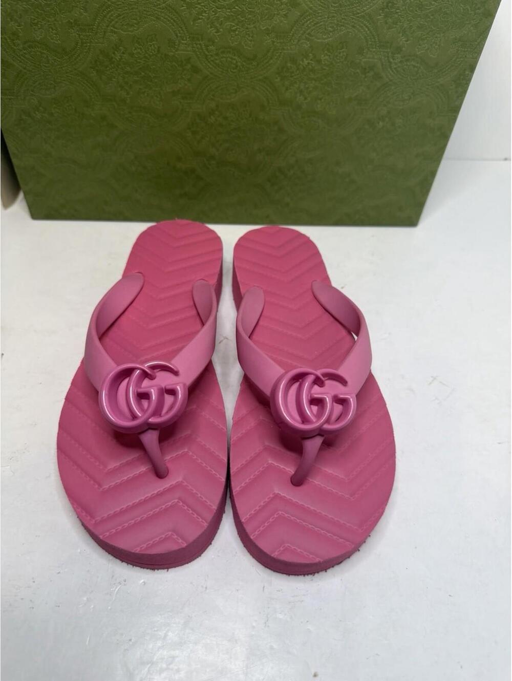 Gucci Pink Rubber GG Thong Sandals Flip Flops Women EU 34 US 4